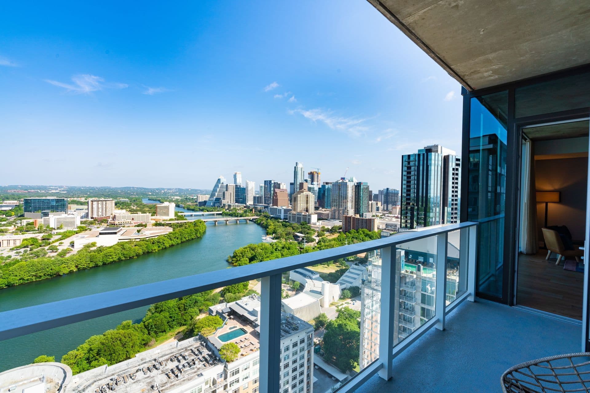 Longhorn 8 2BR Penthouse