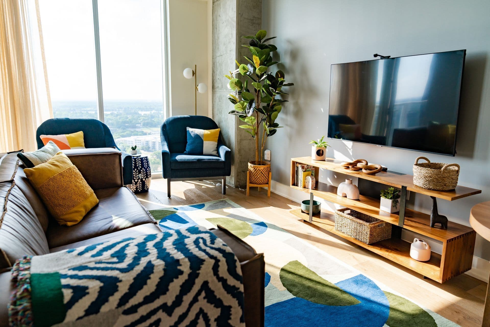 Sunrise Chic Suite